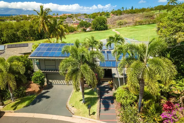 $3,750,000 | 19 Holomakani Place, Lahaina, HI 96761
