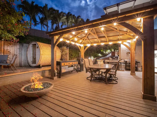 $3,750,000 | 19 Holomakani Place, Lahaina, HI 96761