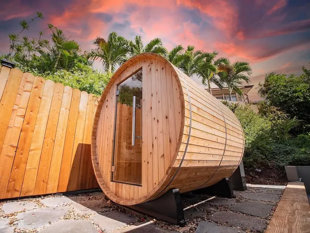 $3,750,000 | 19 Holomakani Place, Lahaina, HI 96761