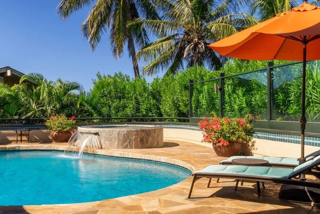 $3,750,000 | 19 Holomakani Place, Lahaina, HI 96761