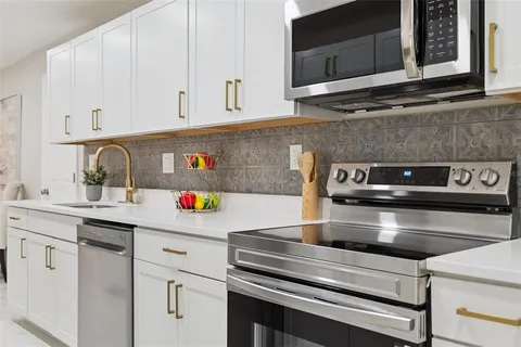 $380,000 | 1375 Lake Drive, Casselberry, FL 32707