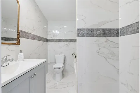 $380,000 | 1375 Lake Drive, Casselberry, FL 32707