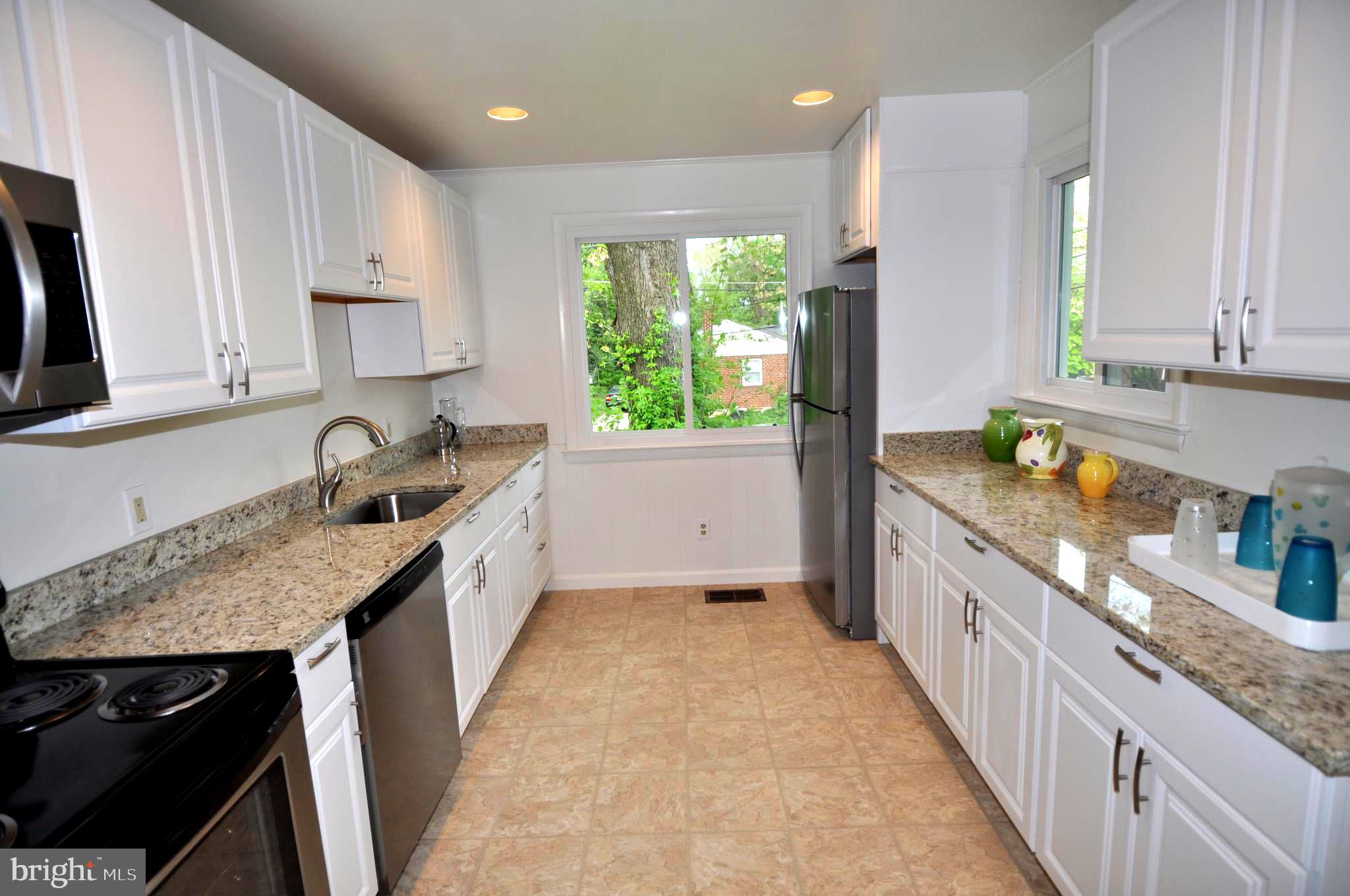 702 Robert Road Rockville, MD 20850 - Photo 3 of 21 New Large Kitchen