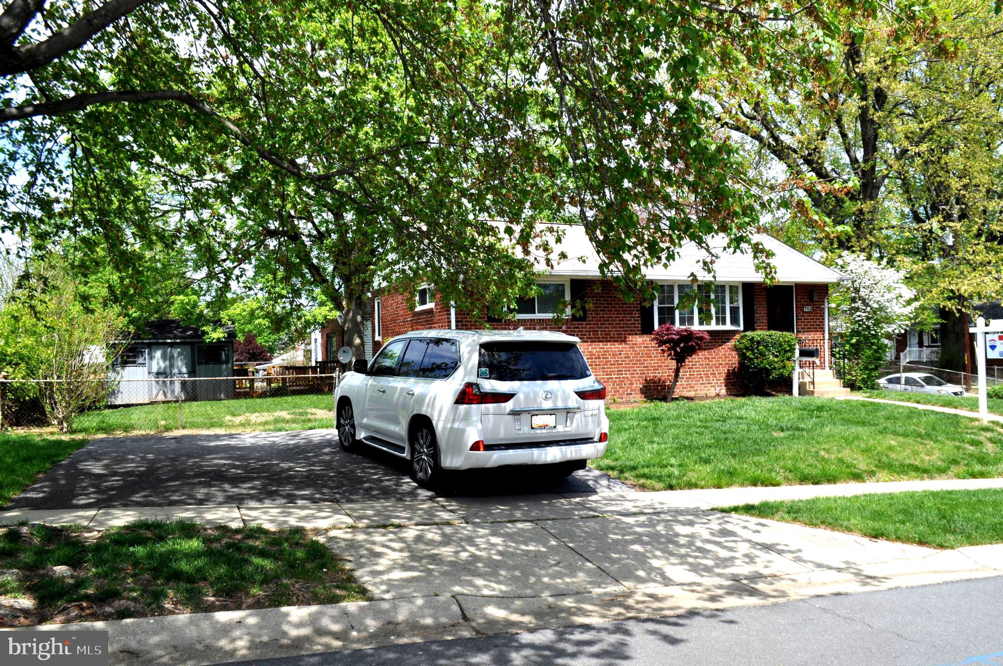 702 Robert Road Rockville, MD 20850 - Photo 21 of 21 2 Car Driveway