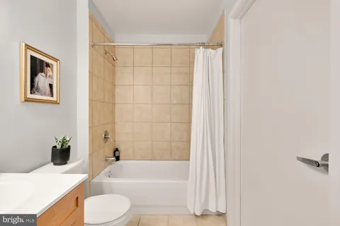 $425,000 | 2120 Vermont Avenue Northwest, Unit 412, Washington, DC 20001