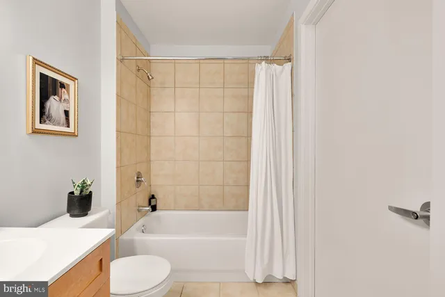 $425,000 | 2120 Vermont Avenue Northwest, Unit 412, Washington, DC 20001