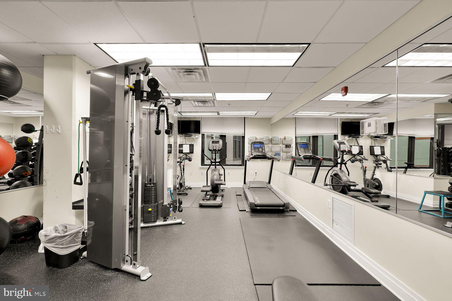 2120 Vermont Avenue Northwest, Unit 412 Washington, DC 20001 - Photo 28 of 39