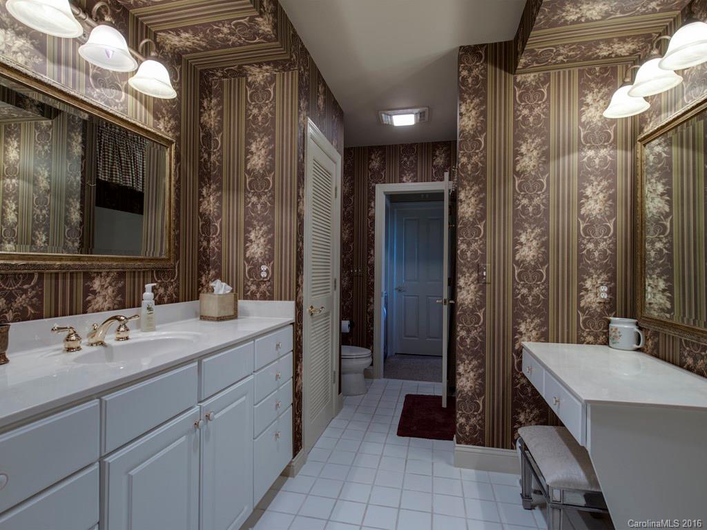 16 Spring Ridge Lane Hendersonville, NC 28739 - Photo 14 of 19 Gallery Image 14