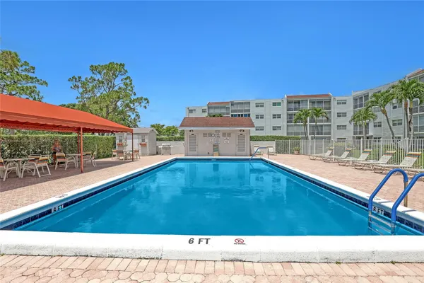$2,250 | 6850 10th Avenue North, Unit 101, Lake Worth, FL 33467