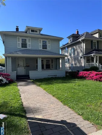 $4,500 | 437 Chestnut Street, Ridgefield, NJ 07657