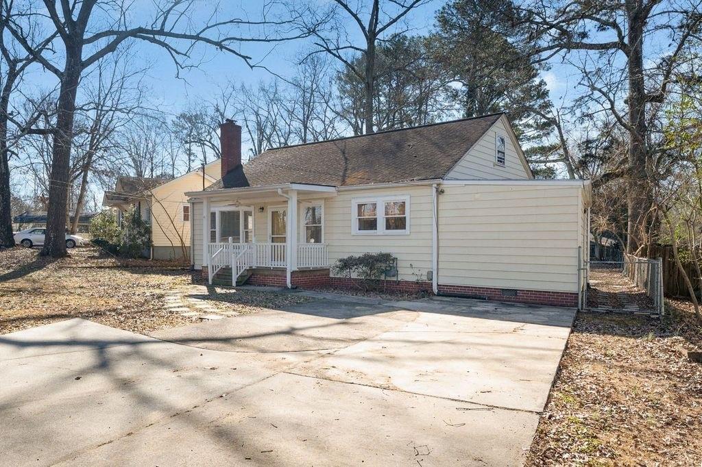 611 Briarwood Circle Northwest Rome, GA 30165 - Photo 1 of 25 a view of a house with a yard