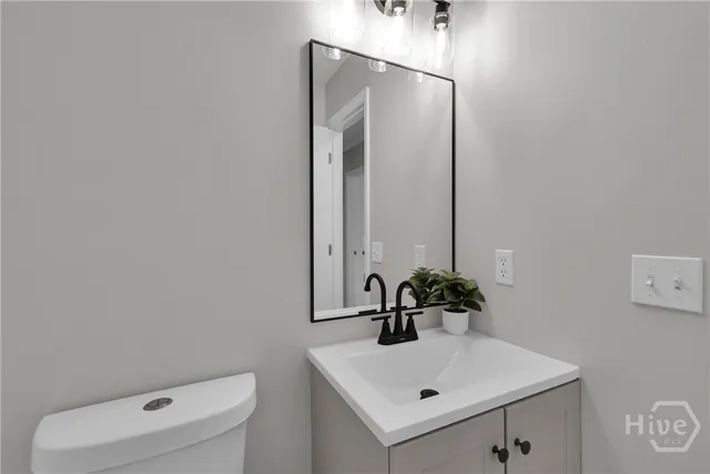 $349,900 | 105 Crossover Lane, Savannah, GA 31410