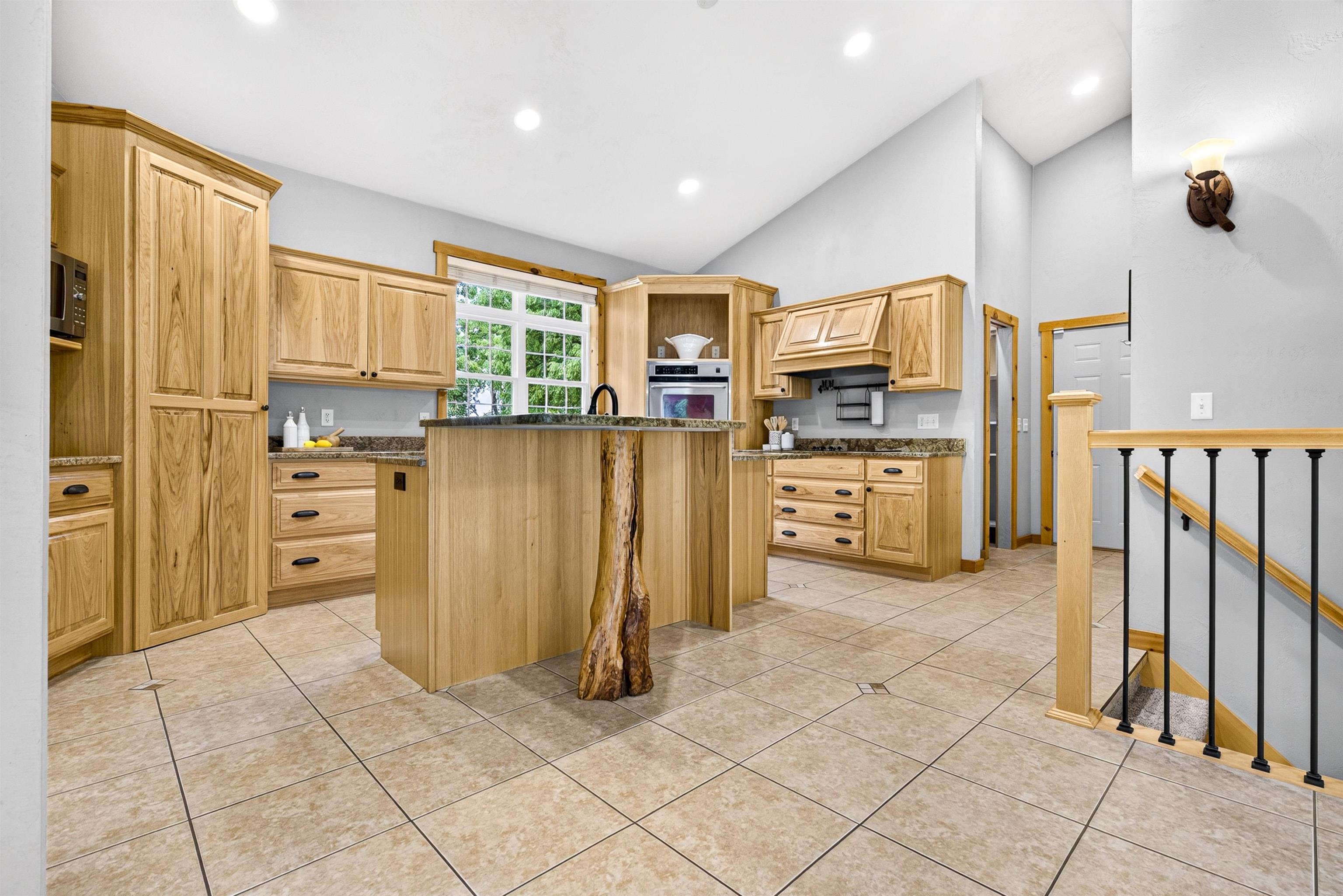 4305 Stoney Ridge Trail Oshkosh, WI 54904 - Photo 9 of 79