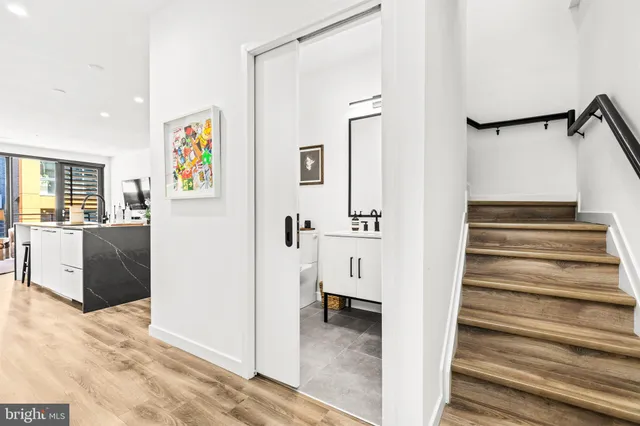 a view of entryway and hall