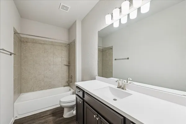 $2,250 | 935 Golden Willow Lane, Conroe, TX 77304