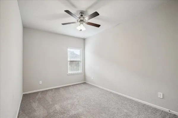 $2,250 | 935 Golden Willow Lane, Conroe, TX 77304