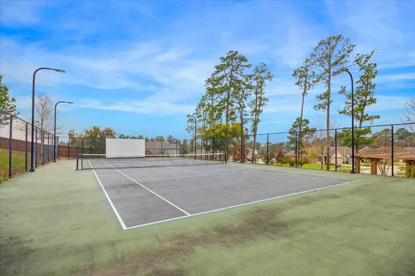 $2,250 | 935 Golden Willow Lane, Conroe, TX 77304