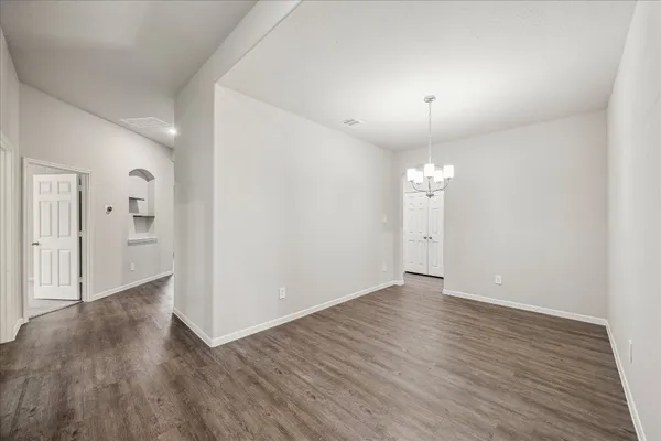 $2,250 | 935 Golden Willow Lane, Conroe, TX 77304