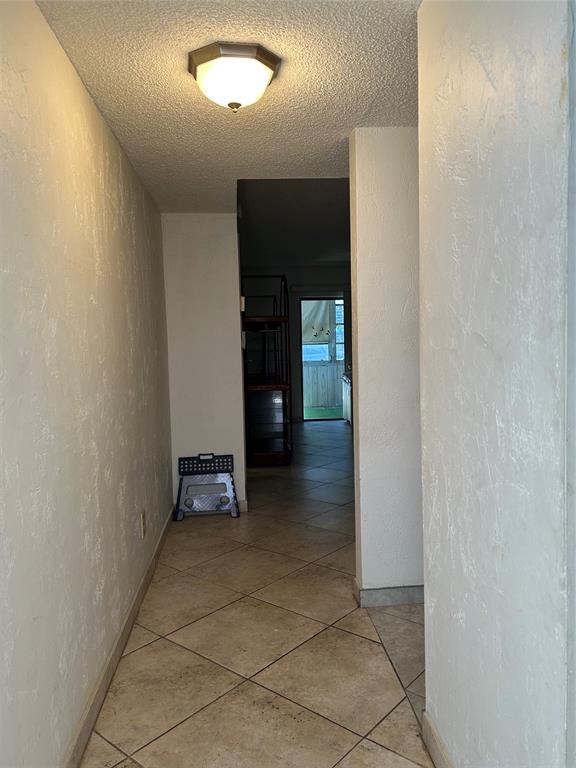 4000 Northwest 44th Ave Unit 106  