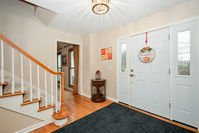 a view of entryway with livingroom and furniture
