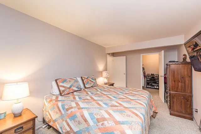 $294,000 | 644 Watersedge Drive, Ann Arbor, MI 48105