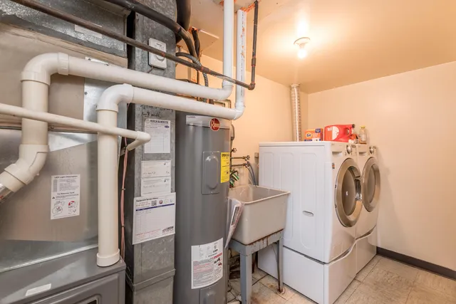 $294,000 | 644 Watersedge Drive, Ann Arbor, MI 48105