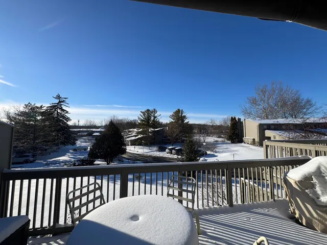 $294,000 | 644 Watersedge Drive, Ann Arbor, MI 48105