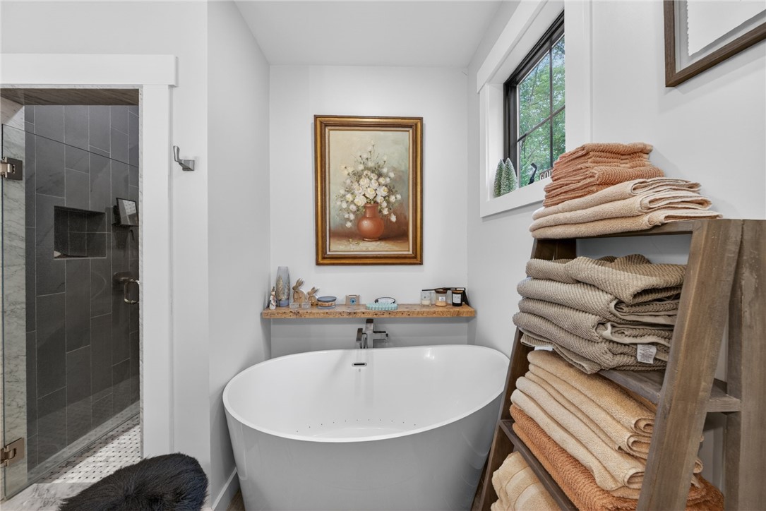 1425 Maple Valley Road Coventry, RI 02827 - Photo 33 of 46