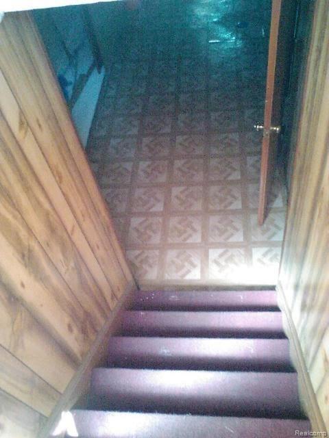 9397 Allen Road Allen Park, MI 48101 - Photo 15 of 19 Stairwell to basement.