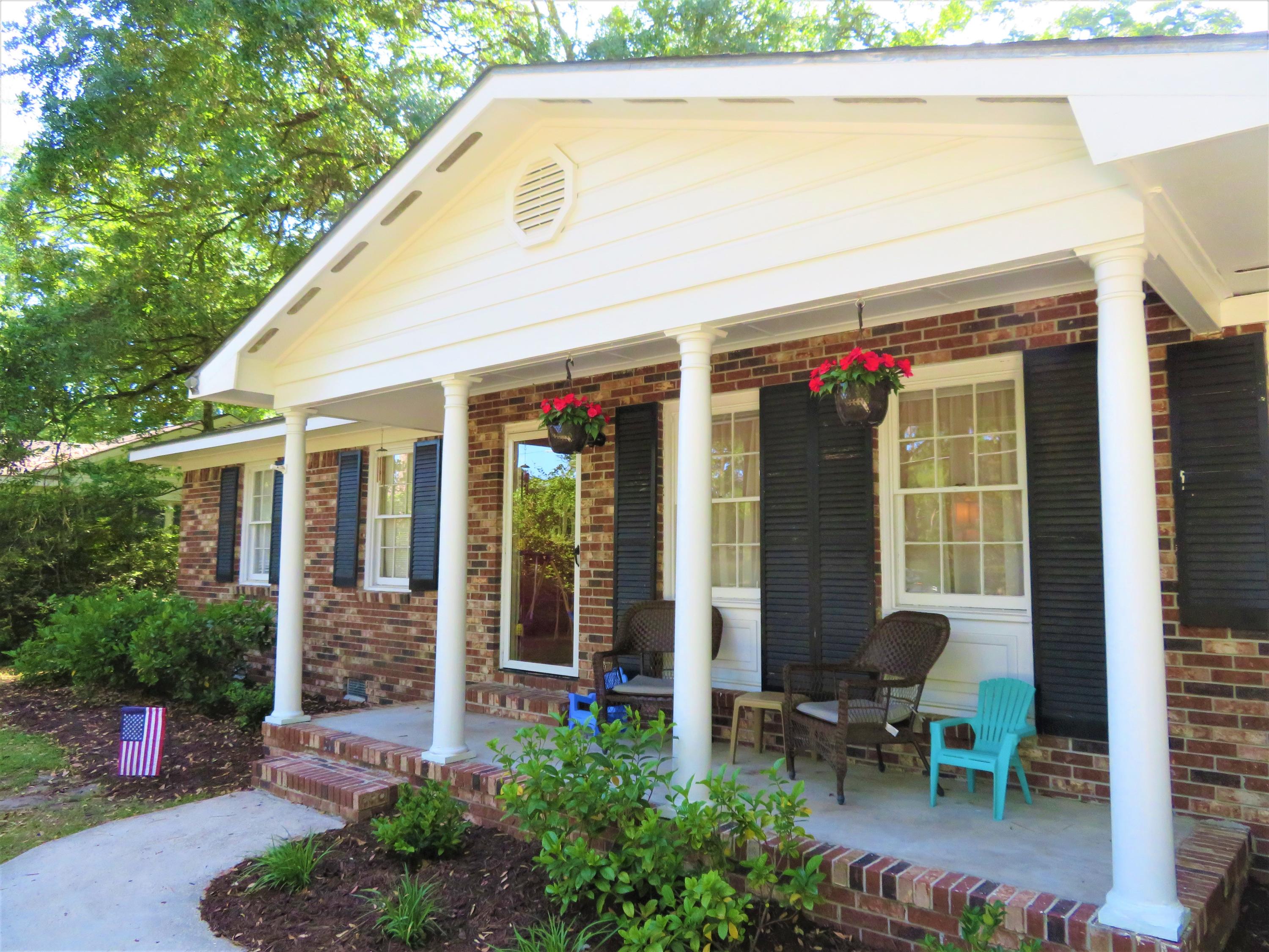 206 Holly Road Walterboro, SC 29488 - Photo 2 of 38 IMG_0051