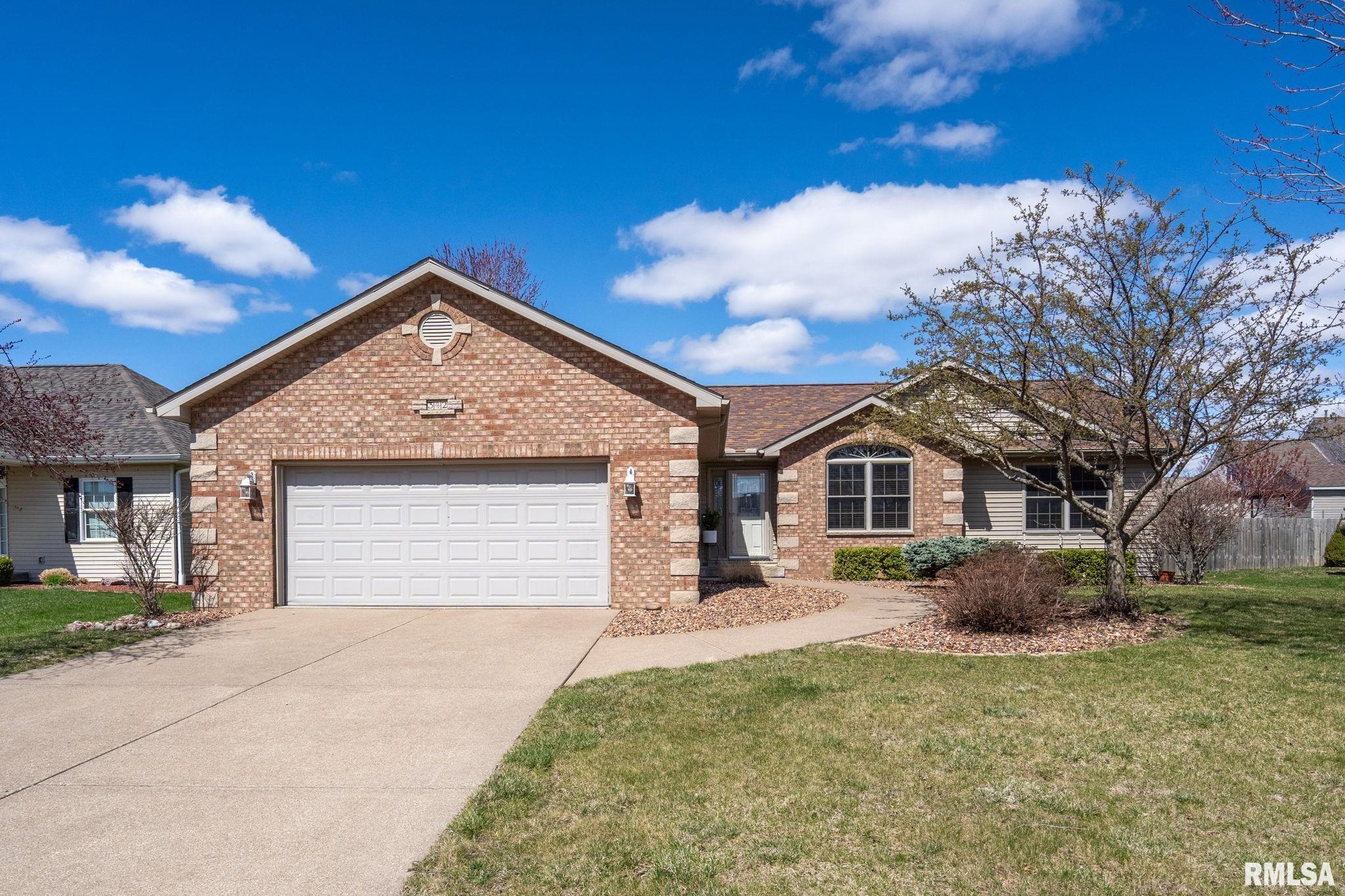 342 Heather Glen Eldridge, IA 52748 - Photo 1 of 47