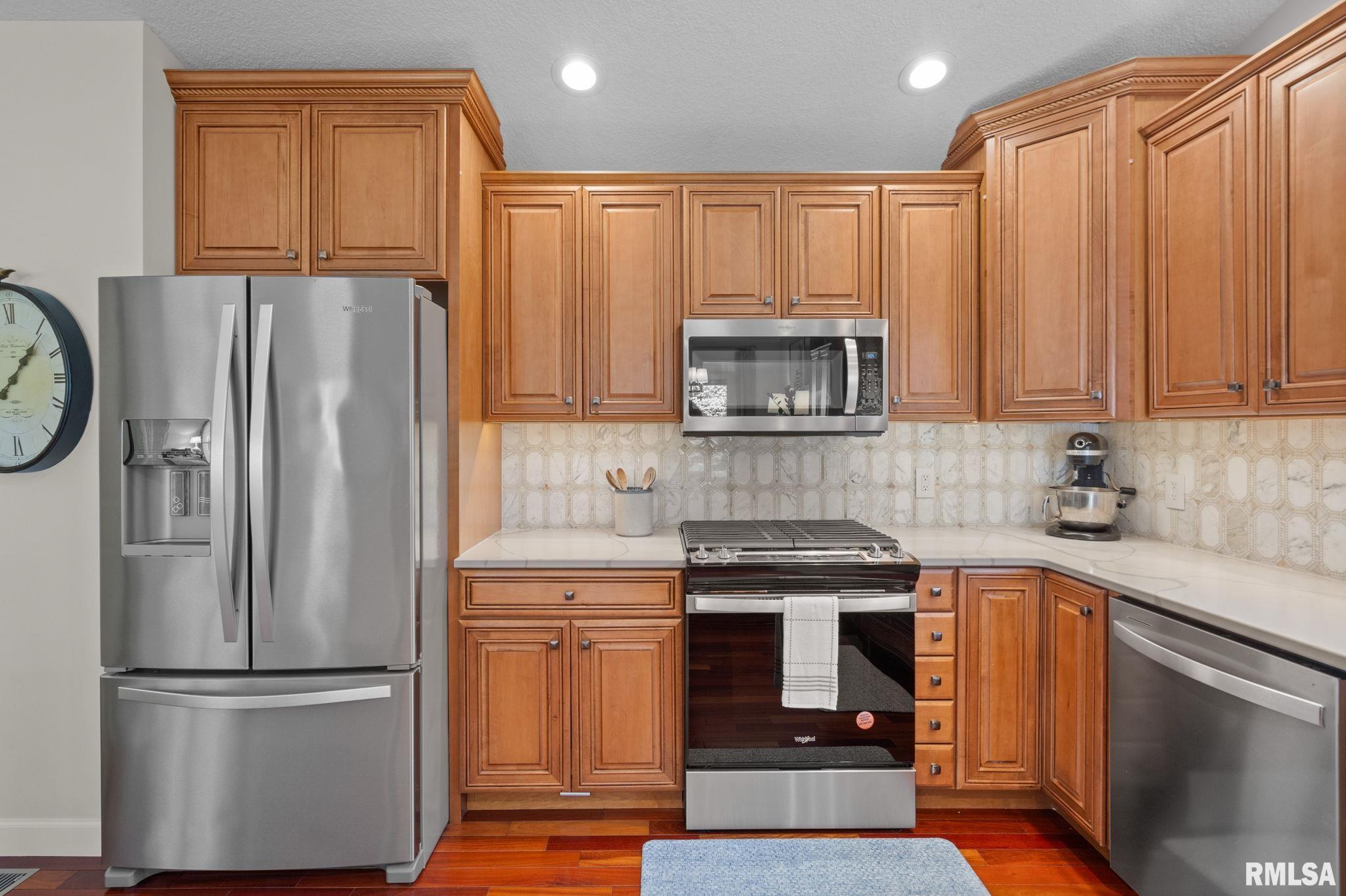 342 Heather Glen Eldridge, IA 52748 - Photo 11 of 47