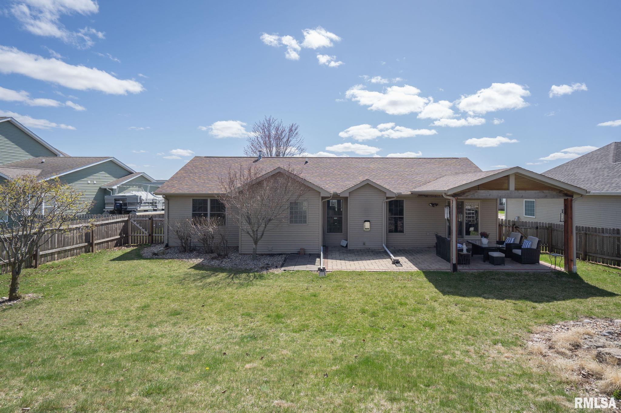 342 Heather Glen Eldridge, IA 52748 - Photo 40 of 47