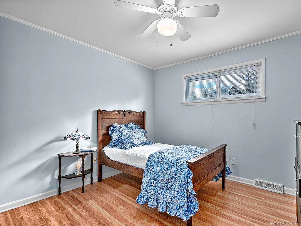 239 Martin Branch Road Leicester, NC 28748 - Photo 10 of 15 Gallery Image 10