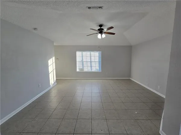 $1,495 | 512 Heritage Cove, Laplace, LA 70068