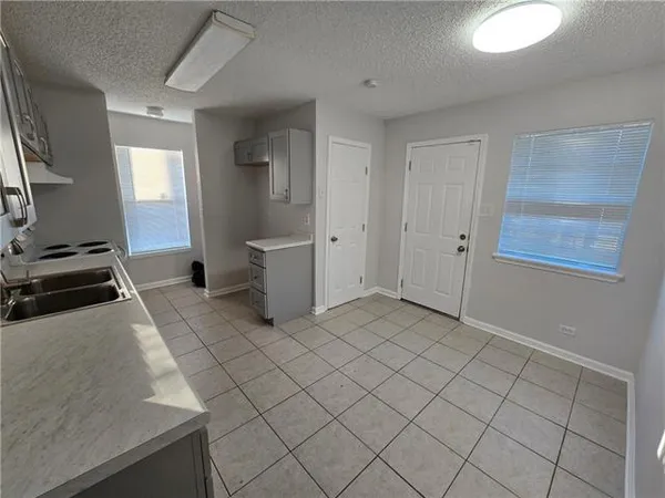 $1,495 | 512 Heritage Cove, Laplace, LA 70068