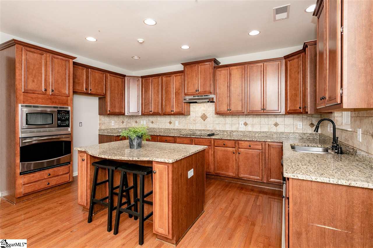 112 Hydrangea Way Simpsonville, SC 29681 - Photo 13 of 36 Gallery Image 13