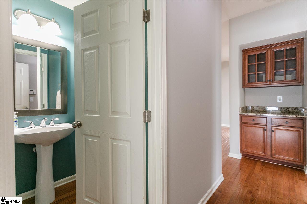 112 Hydrangea Way Simpsonville, SC 29681 - Photo 17 of 36 Gallery Image 17
