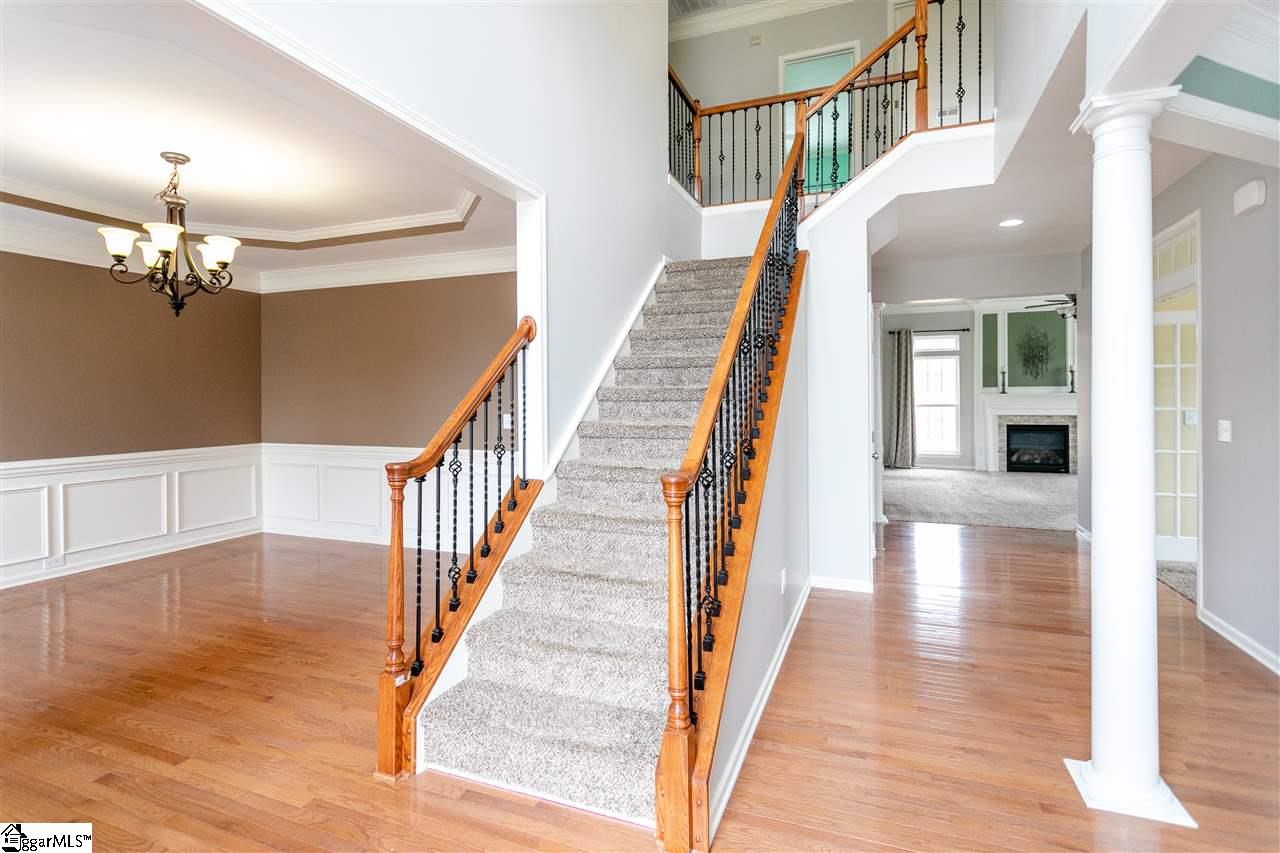 112 Hydrangea Way Simpsonville, SC 29681 - Photo 3 of 36 Gallery Image 3