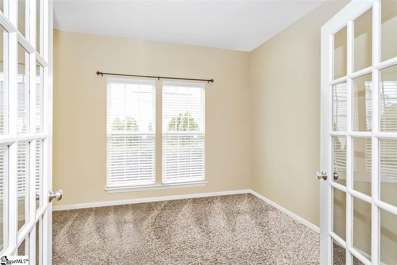 112 Hydrangea Way Simpsonville, SC 29681 - Photo 10 of 36 Gallery Image 10