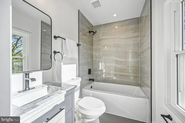 $6,990 | 5310 14th Street Northwest, Washington, DC 20011