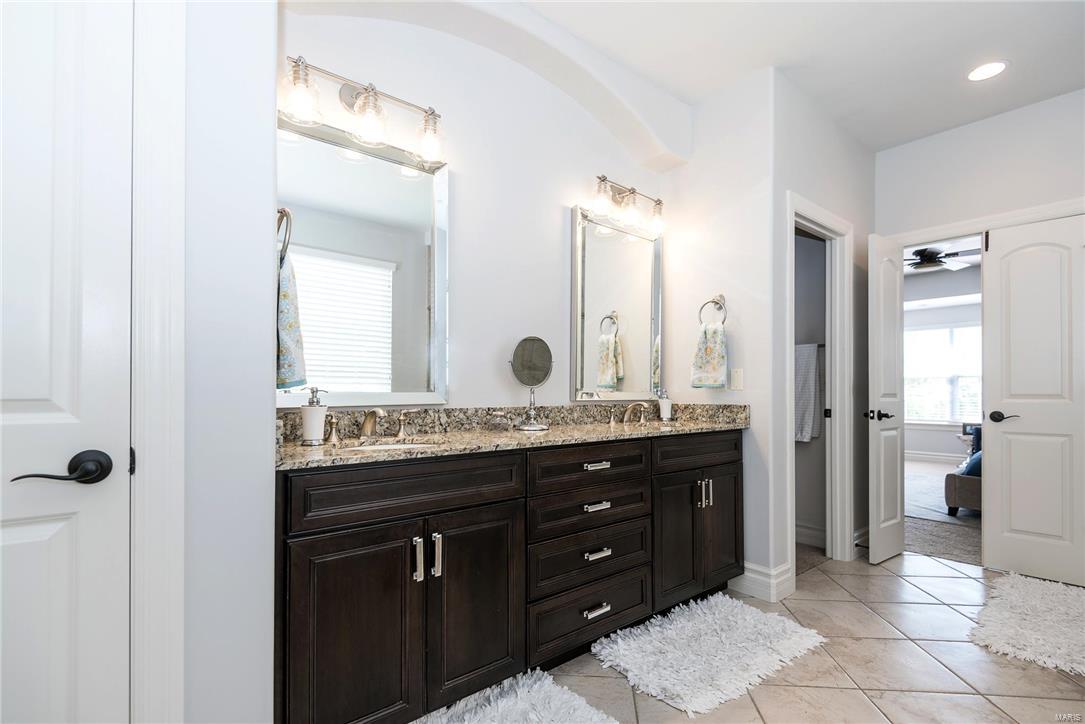 10516 Sapphire Ridge Court St. Louis, MO 63128 - Photo 22 of 45