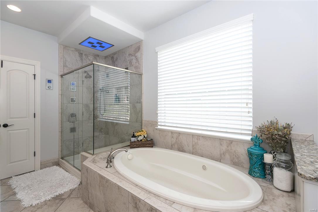 10516 Sapphire Ridge Court St. Louis, MO 63128 - Photo 23 of 45