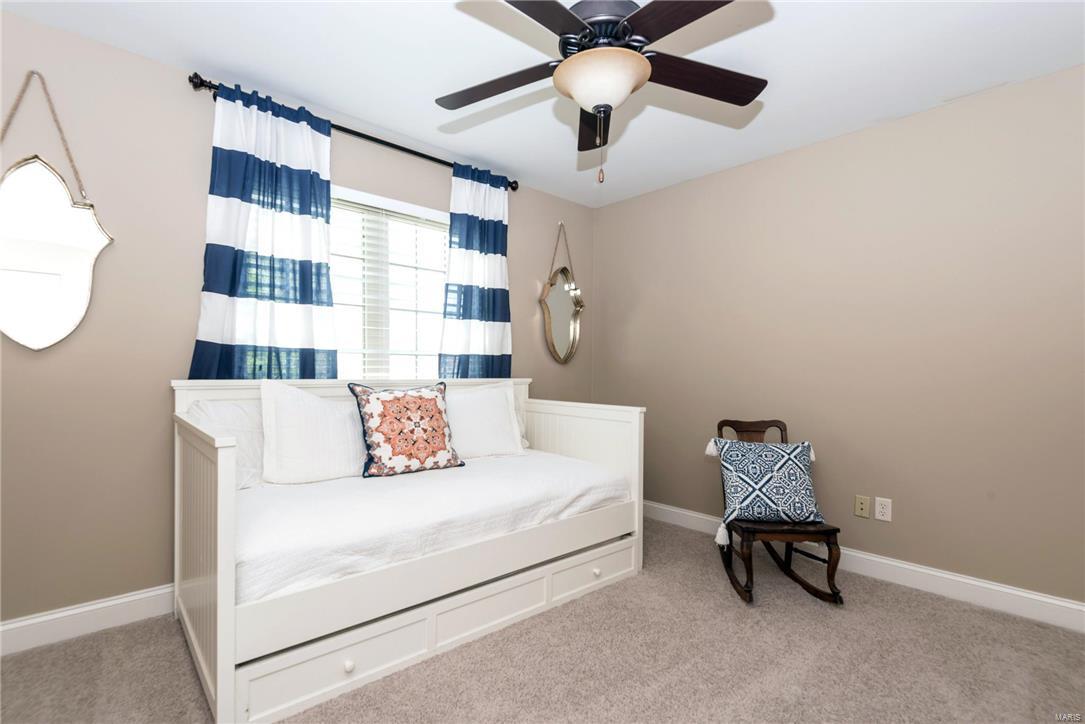 10516 Sapphire Ridge Court St. Louis, MO 63128 - Photo 33 of 45