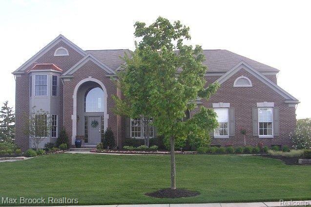 5660 Stonehaven Boulevard Rochester, MI 48306 - Photo 1 of 25 Dunbar full_front