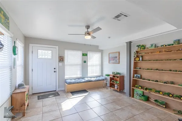 $460,000 | 390 Mesquite Lane, Abilene, TX 79601