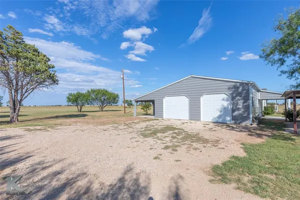 $460,000 | 390 Mesquite Lane, Abilene, TX 79601