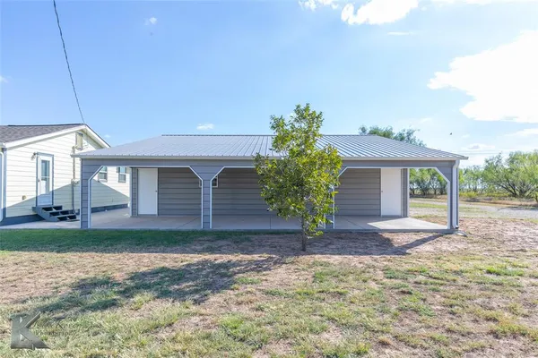 $460,000 | 390 Mesquite Lane, Abilene, TX 79601