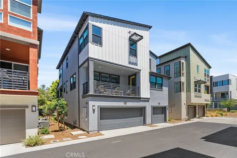 $1,135,000 | 110 Fable, Irvine, CA 92618