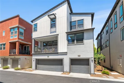 $1,135,000 | 110 Fable, Irvine, CA 92618